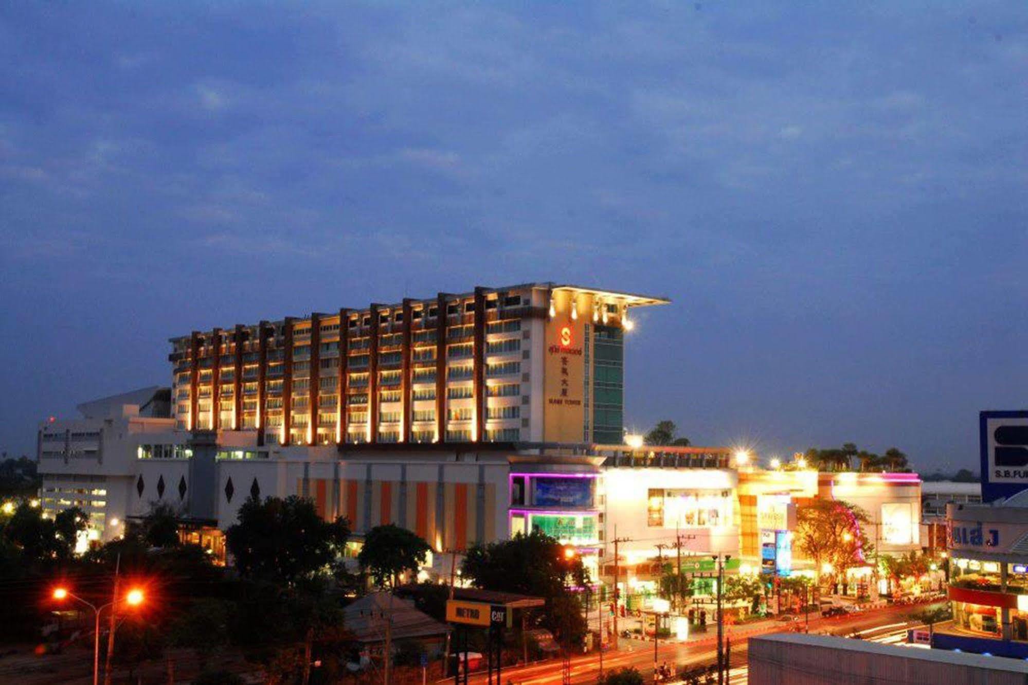 Sunee Grand Hotel And Convention Center Ubon Ratchathani Exteriör bild